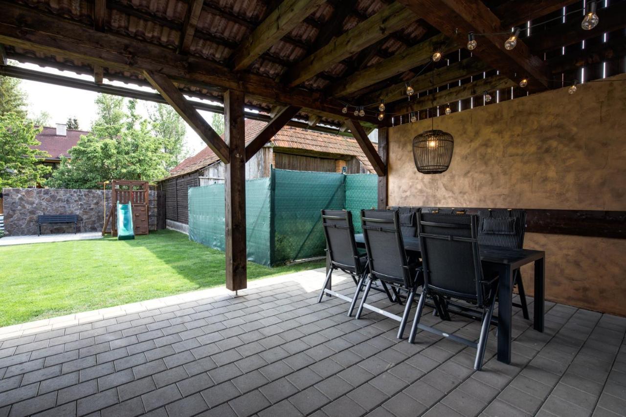 Rodinne Apartmany Alex & Gregor Bešeňová Exterior foto