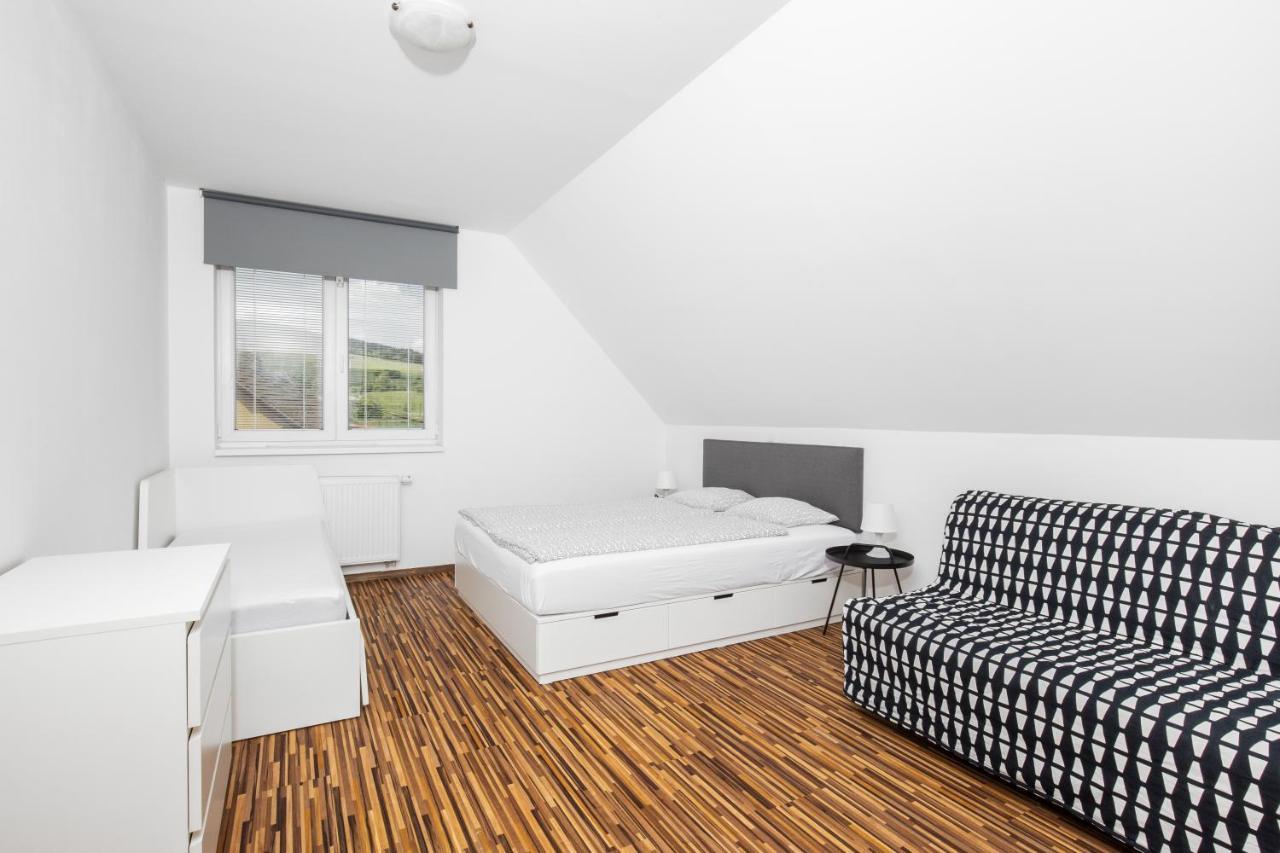 Rodinne Apartmany Alex & Gregor Bešeňová Exterior foto